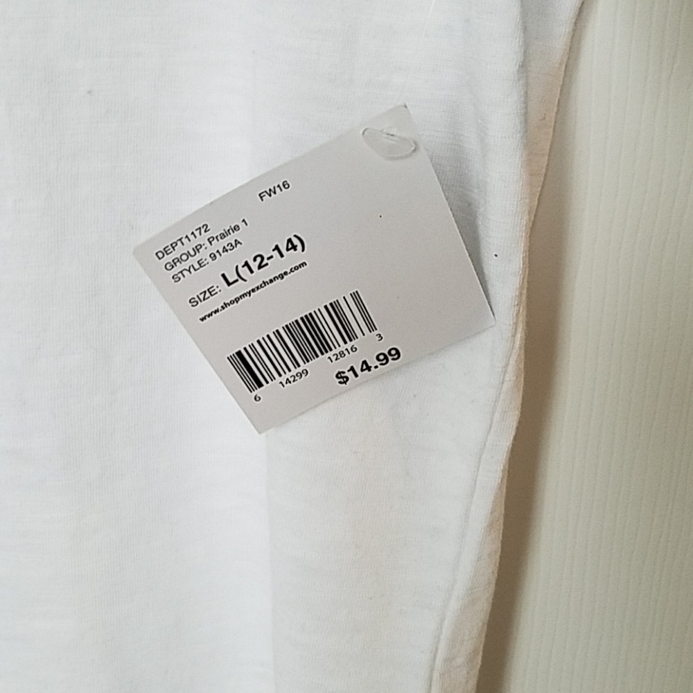 Shirt - Picture 2 of 4